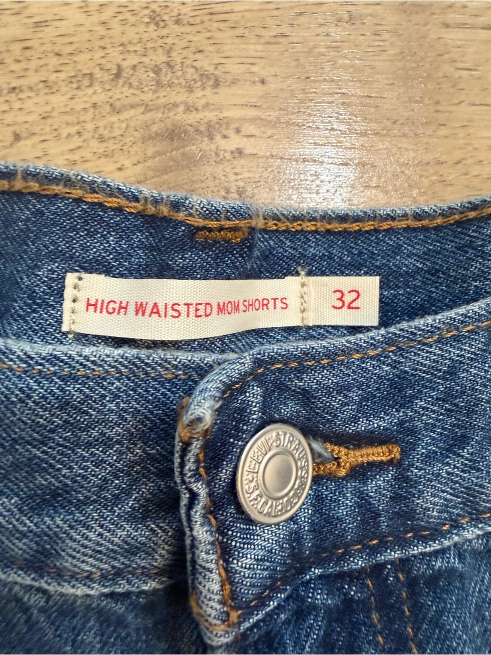 Levi's High Rise Blue Denim Mom Shorts - Picture 5 of 11